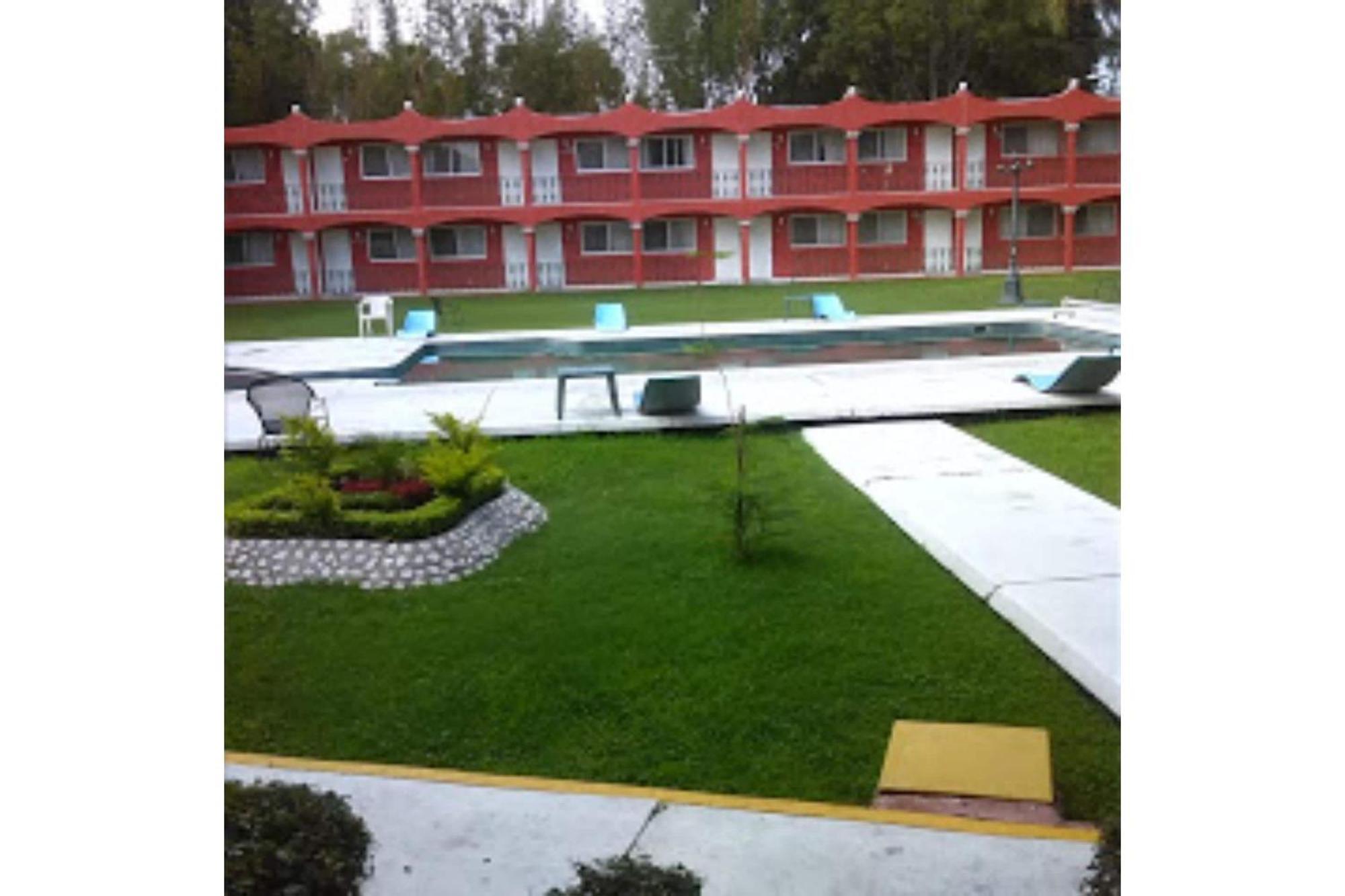 Capital O Gran Hotel Campestre Celaya  Extérieur photo